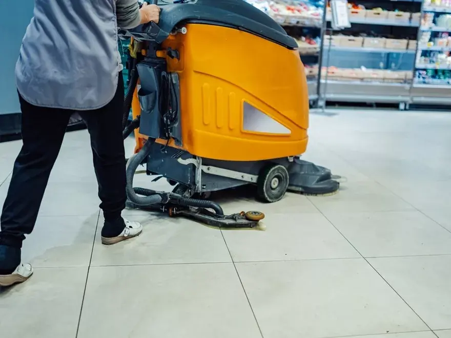 Supermarket & Retail Park Floor Care